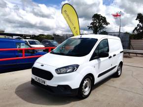FORD TRANSIT COURIER 2019 (19) at Robinson & Young Shrewsbury
