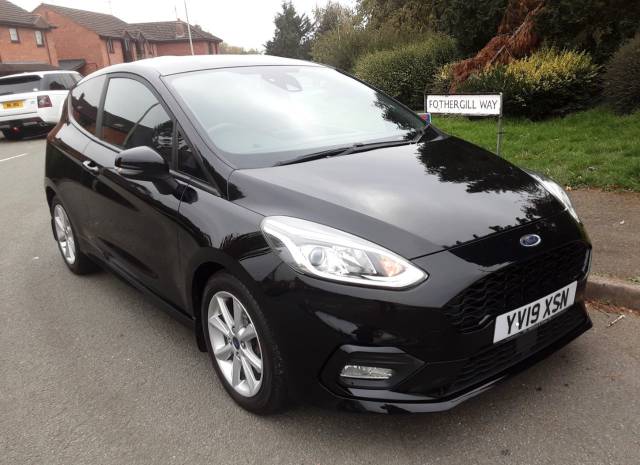 Ford Fiesta Van 1.5 TDCi Sport Van Panel Van Diesel Black