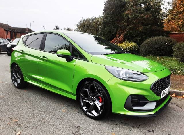 Ford Fiesta 1.5 FIESTA ST-3 TURBO Hatchback Petrol Green
