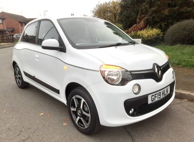 Renault Twingo 0.9 TCE Iconic 5dr [Start Stop] Hatchback Petrol White