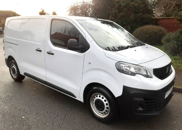 Peugeot Expert 1400 2.0 BlueHDi 145 MWB Professional Premium Van Panel Van Diesel White