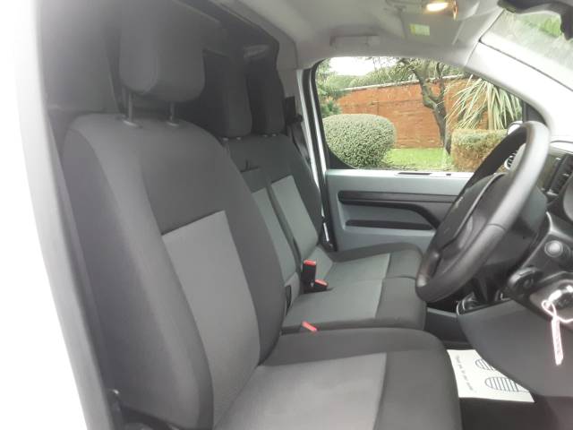 2022 Peugeot Expert 1400 2.0 BlueHDi 145 MWB Professional Premium Van