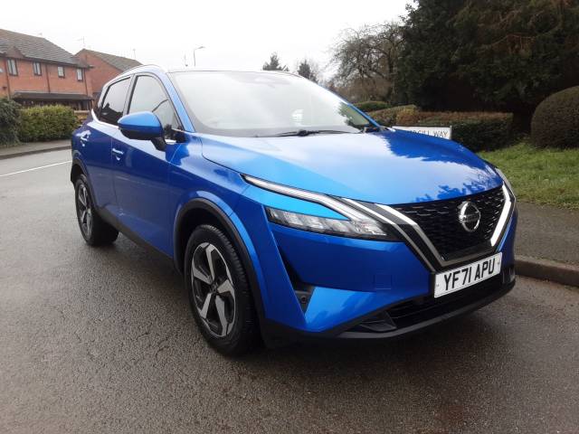 Nissan Qashqai 1.3 DiG-T MH N-Connecta 5dr Hatchback Petrol Blue