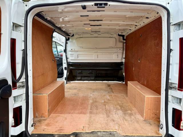 2021 Renault Trafic 2.0 SL30 ENERGY dCi 145 Business+ Van