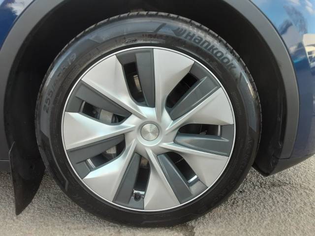 2023 Tesla Model Y 0.0 Long Range AWD 5dr Auto