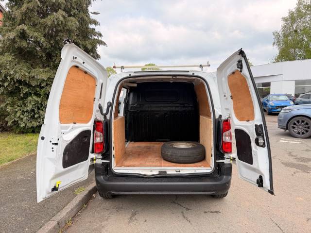 2021 Vauxhall Combo Cargo 2000 1.5 Turbo D 75ps H1 Dynamic Van