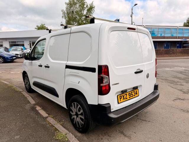 2021 Vauxhall Combo Cargo 2000 1.5 Turbo D 75ps H1 Dynamic Van