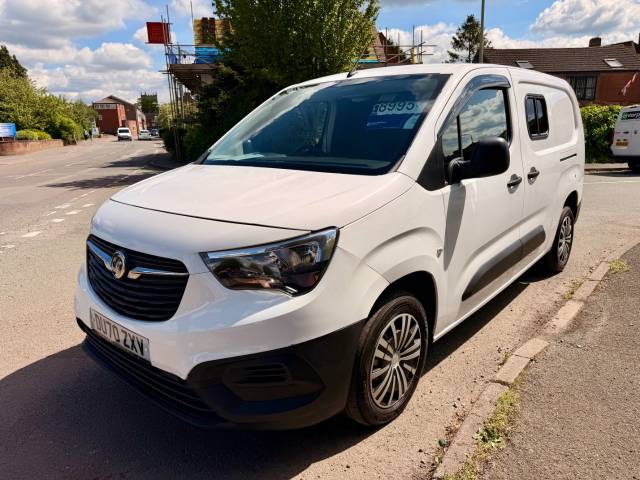 2020 Vauxhall Combo Cargo 2300 1.5 Turbo D 100PS LWB H1 Edition Van