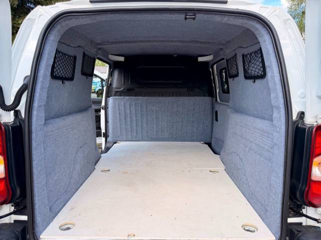 2020 Vauxhall Combo Cargo 2300 1.5 Turbo D 100PS LWB H1 Edition Van