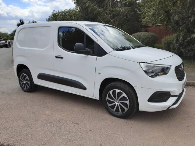 2020 Vauxhall Combo Cargo 2300 1.5 Turbo D 100ps H1 Sportive Van