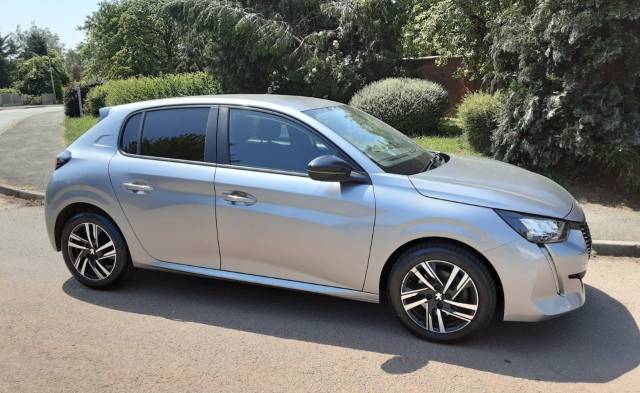 2023 Peugeot 208 1.2 PureTech 100 Active Premium + 5dr