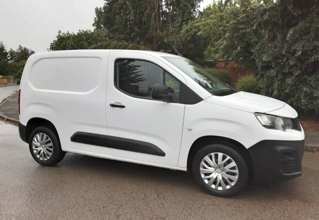 2020 Peugeot Partner 1000 1.5 BlueHDi 100 Professional Van