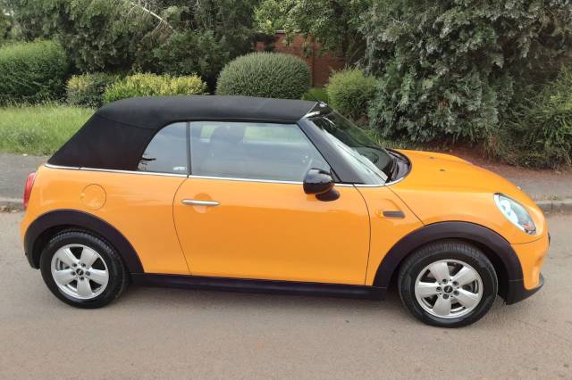 2018 Mini Convertible 1.5 Cooper 2dr