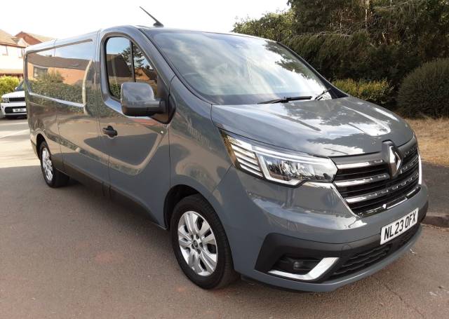 2023 Renault Trafic 2.0 LL30 Blue dCi 150 Sport Van