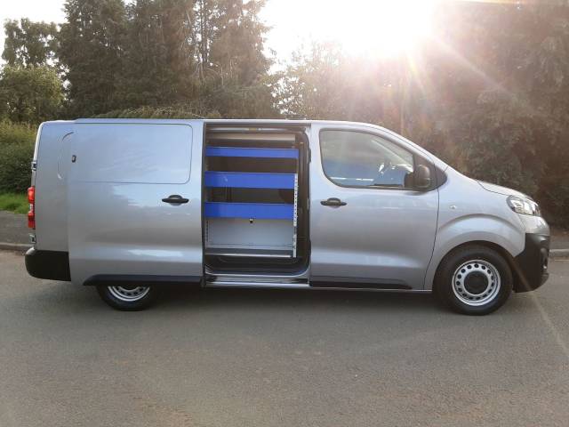 2022 Vauxhall Vivaro 0.0 3100 100kW Dynamic 75kWh H1 Van Auto